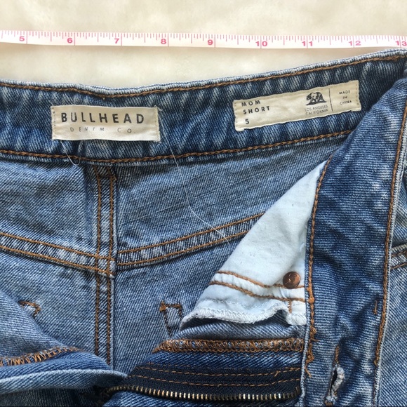 PacSun Bullhead High Rise Mom Denim Short Size 5 - Picture 6 of 8